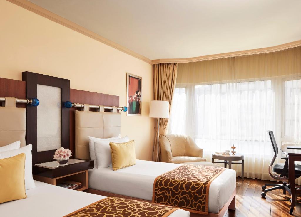 Двухместный (Superior Room City View Twin Bed - 15% off on Trattoria food and soft beverage (Offer till Sep 30,2021), 20% off on Fleet Assured Services), Vivanta by Taj President