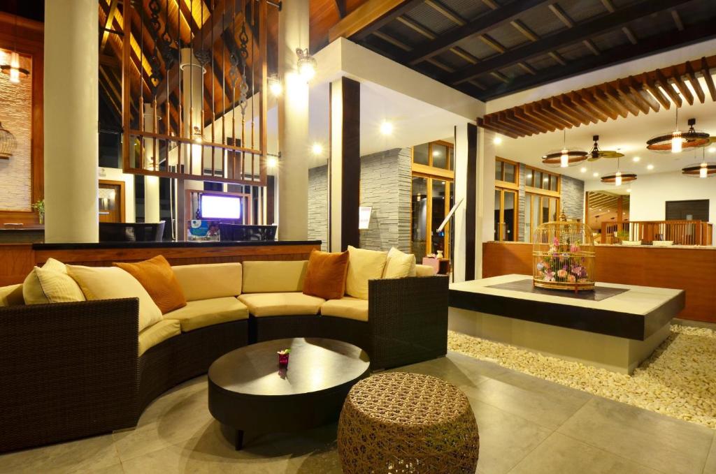 Отель Deevana Plaza Krabi, Краби