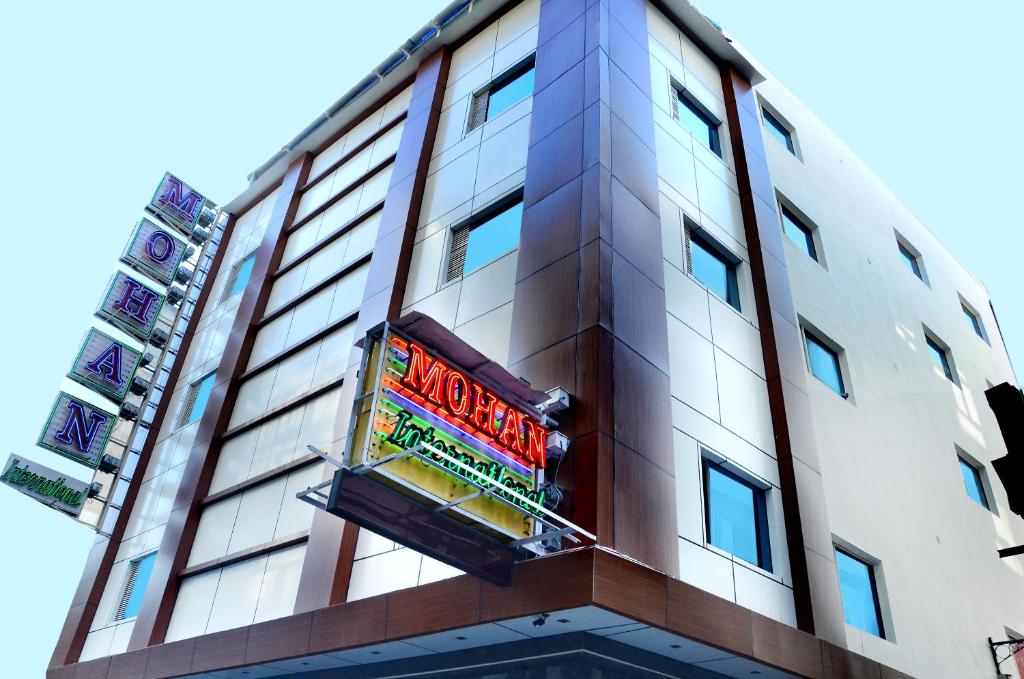 FabHotel Mohan International Paharganj, Нью-Дели