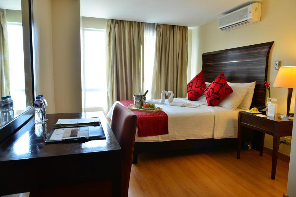 Двухместный (Представительский люкс с 1 спальней), Lancaster Hotel