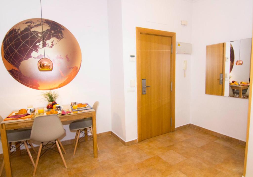 Living Valencia Apartments - Merced, Валенсия