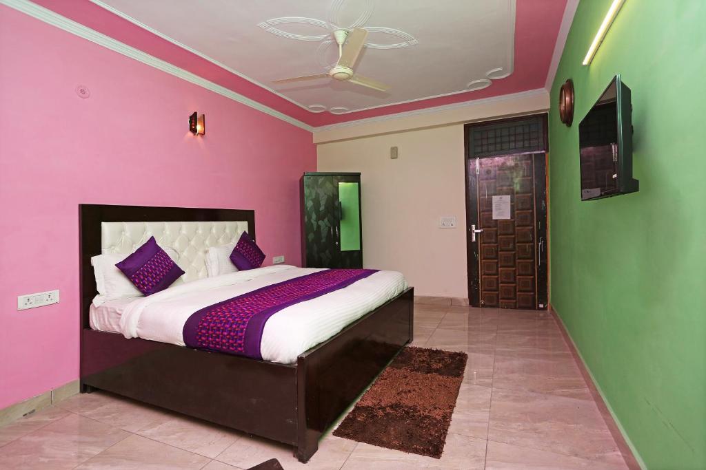 Трехместный (Классический трехместный номер), OYO 11504 N D Star Residency