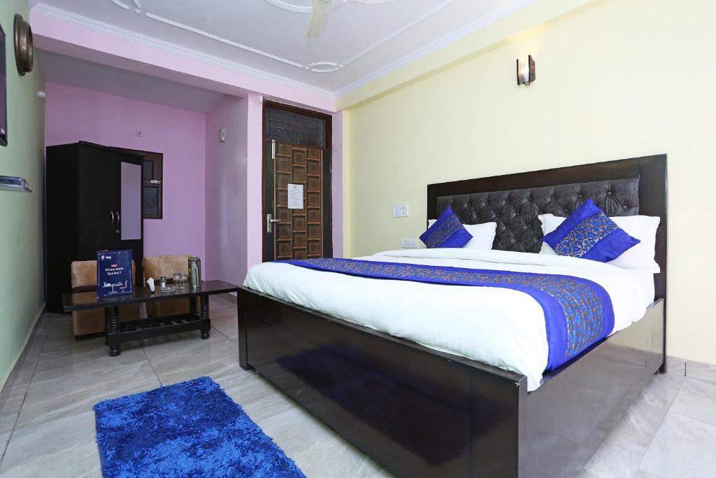 Трехместный (Классический трехместный номер), OYO 11504 N D Star Residency