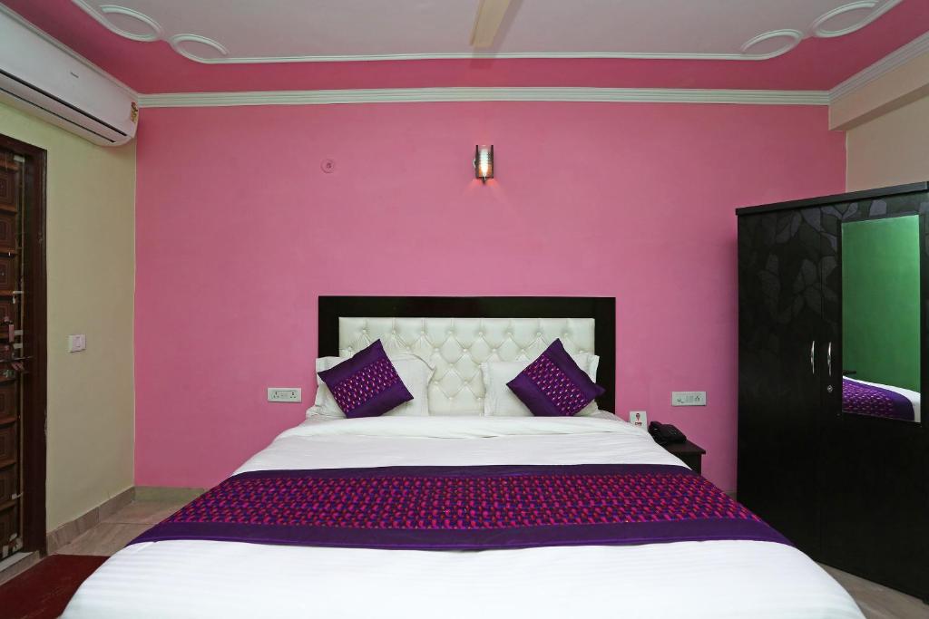 Трехместный (Классический трехместный номер), OYO 11504 N D Star Residency