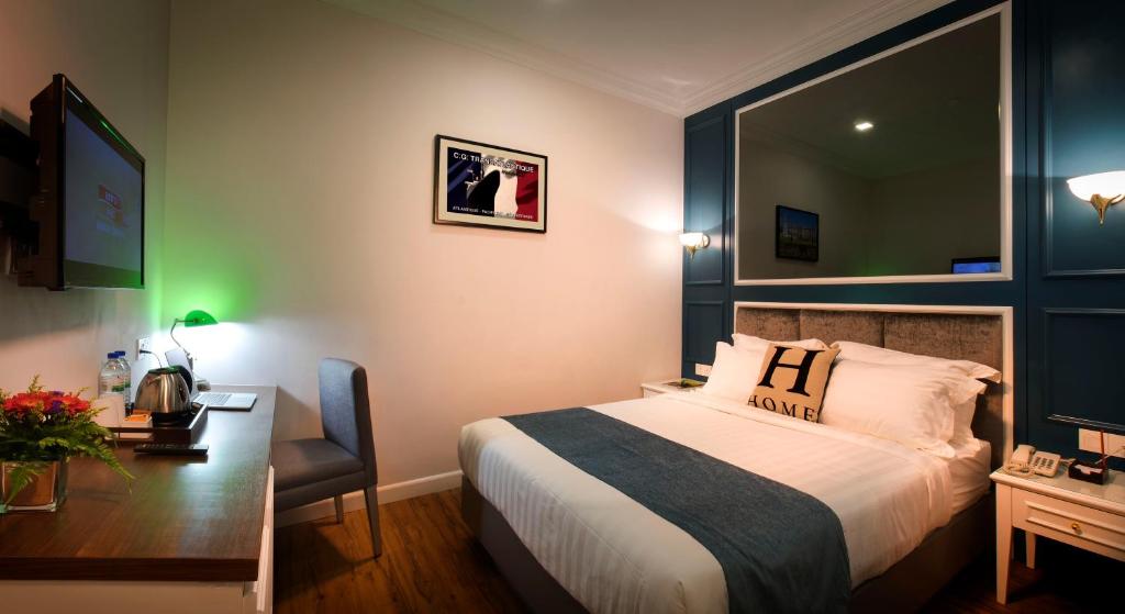 Двухместный (Номер Делюкс с кроватью размера «queen-size и окном), H Boutique Hotel Sri Petaling