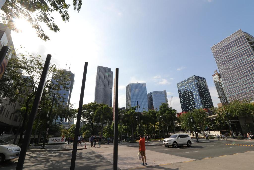 Апартаменты (Апартаменты с 1 спальней), Oasis Regency @ Fort Victoria BGC