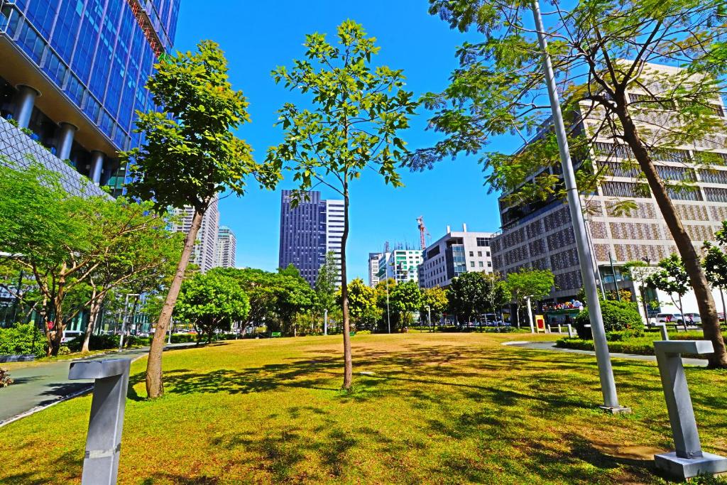 Апартаменты (Апартаменты с 1 спальней), Oasis Regency @ Fort Victoria BGC