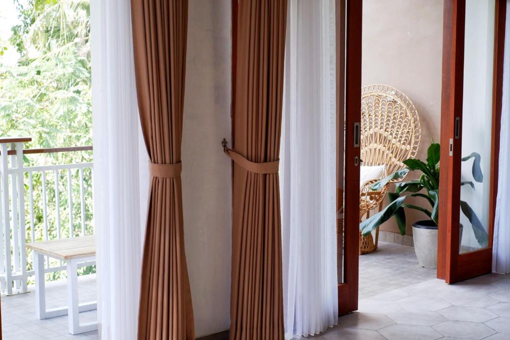 Сьюит (Люкс с собственным бассейном), The Sloth Bali