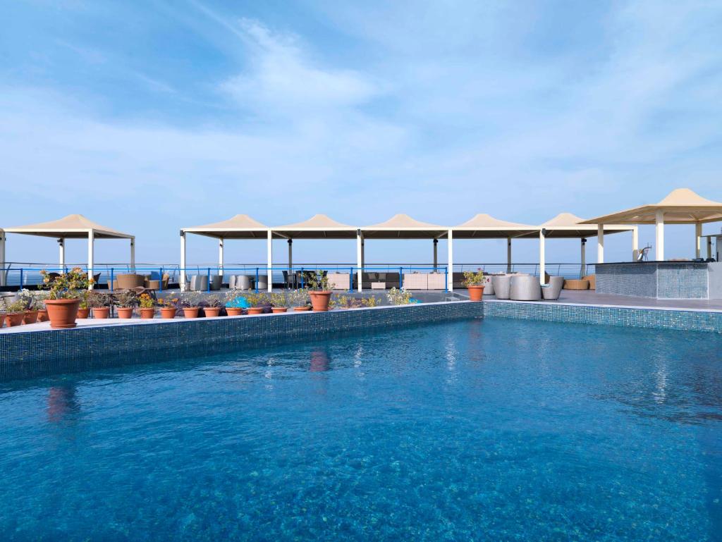 Park Inn by Radisson Muscat, Маскат