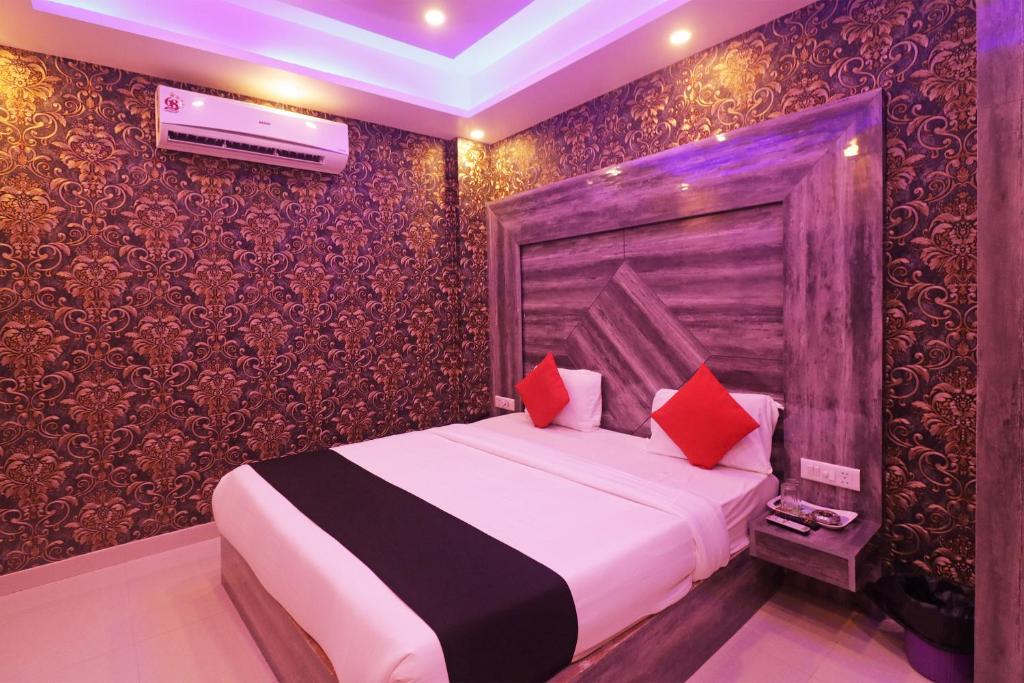 Трехместный (Трехместный номер с основными удобствами), Capital O 47820 Capital O Vintage