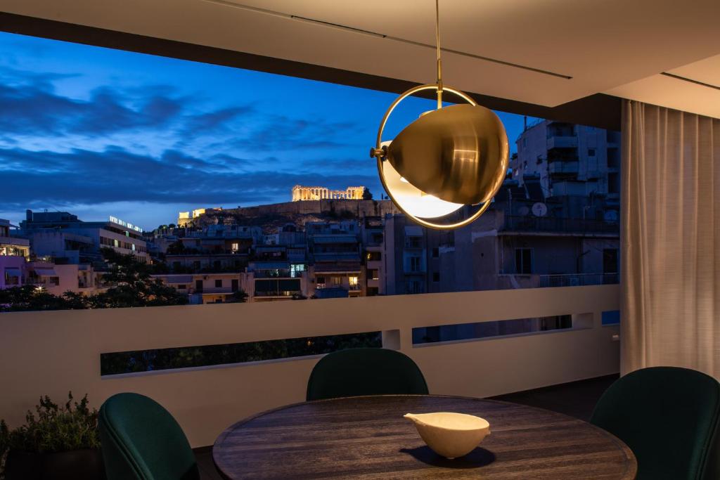 Апартаменты (Acropolis Designers Penthouse), Urban Stripes Athens