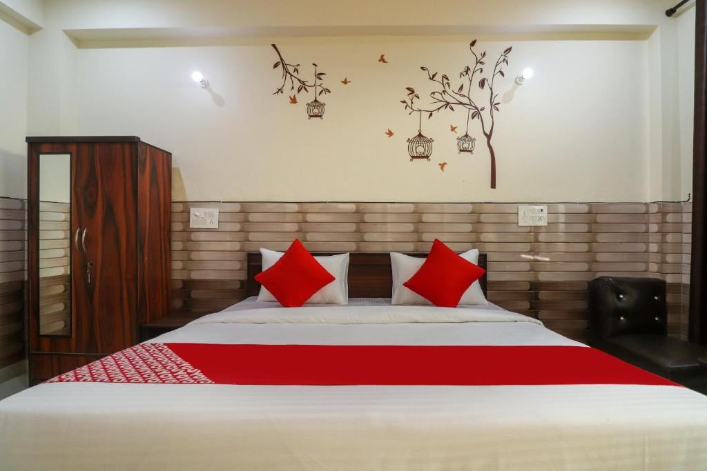 Трехместный (Классический трехместный номер), OYO 64662 Hotel Baba Residency