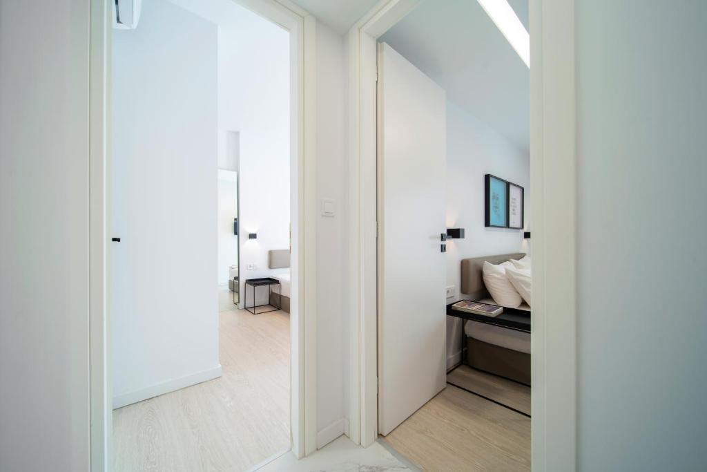 Апартаменты (Апартаменты с балконом), Heritage Boutique Apartments