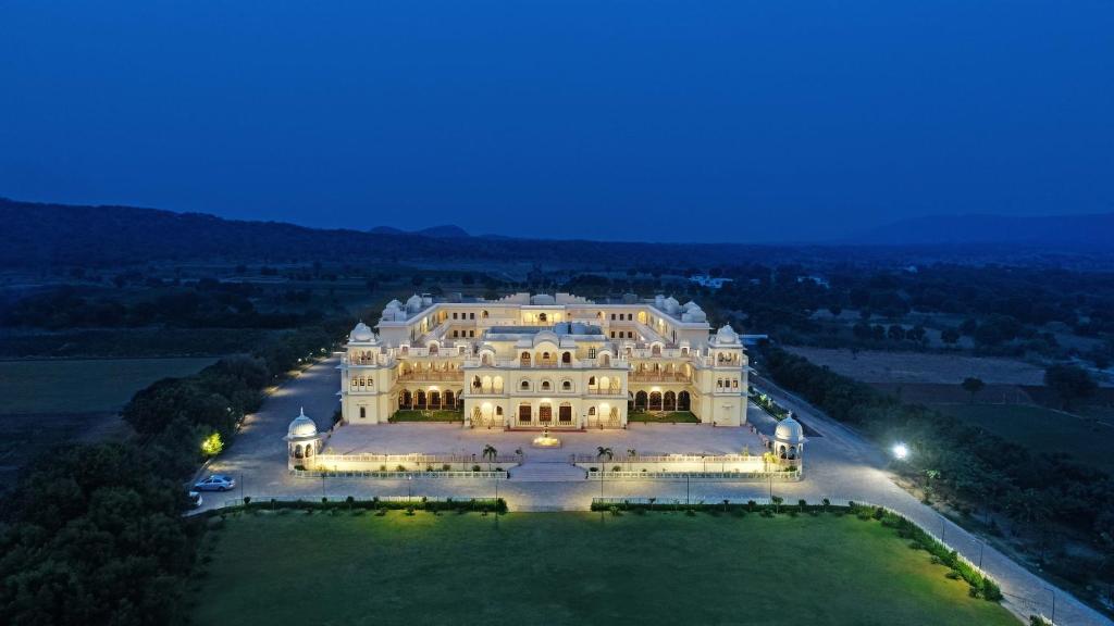 The Jai Bagh Palace, Джайпур