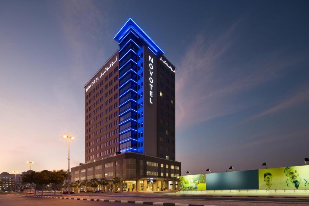 Отель Novotel Bur Dubai - Healthcare City, Дубай