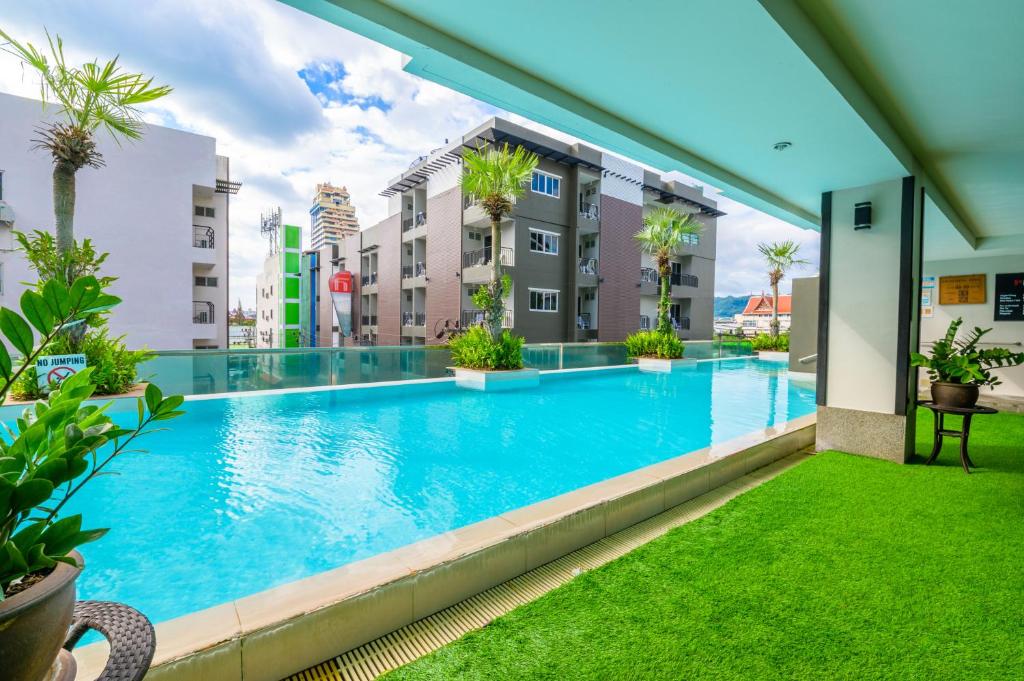 Курортный отель Andakira, Пхукет