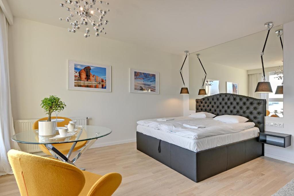 Апартаменты (Апартаменты-студио с балконом (парковка)), Angielska Grobla Apartinfo Apartments