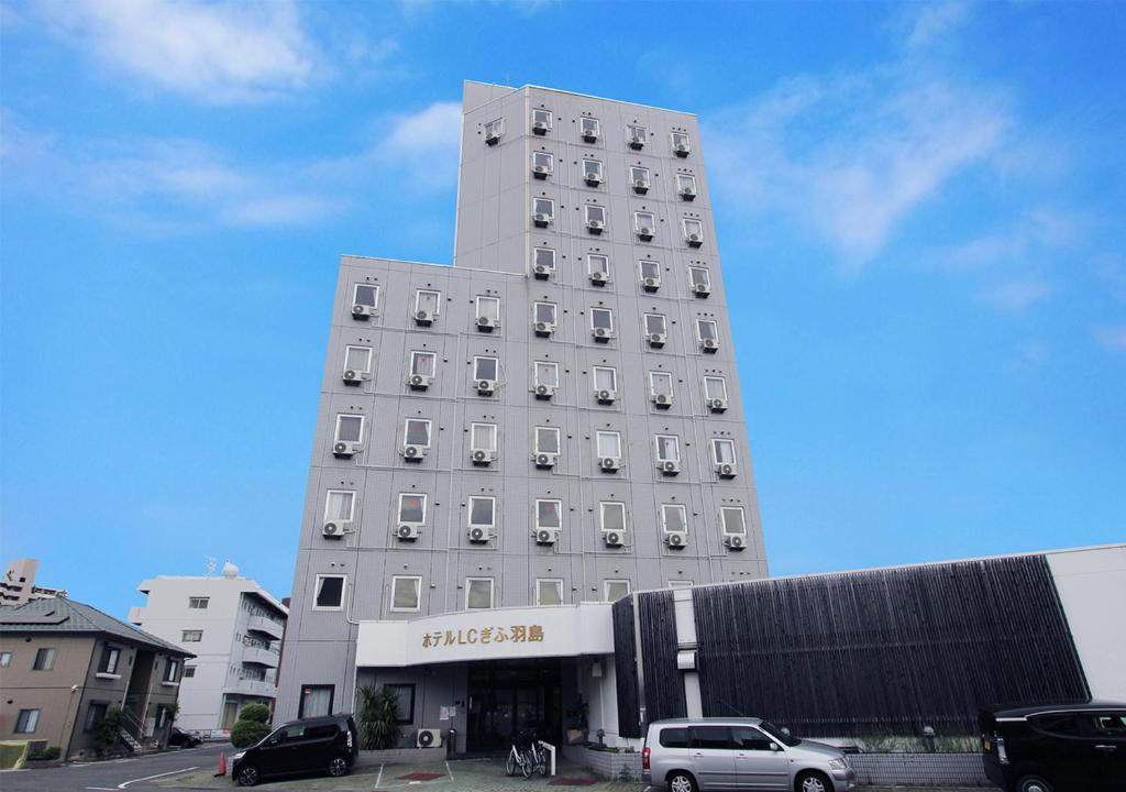 Hotel Verresel, Огаки