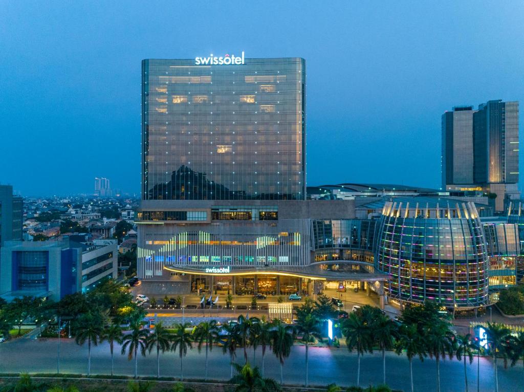 Swissôtel Jakarta PIK Avenue, Джакарта