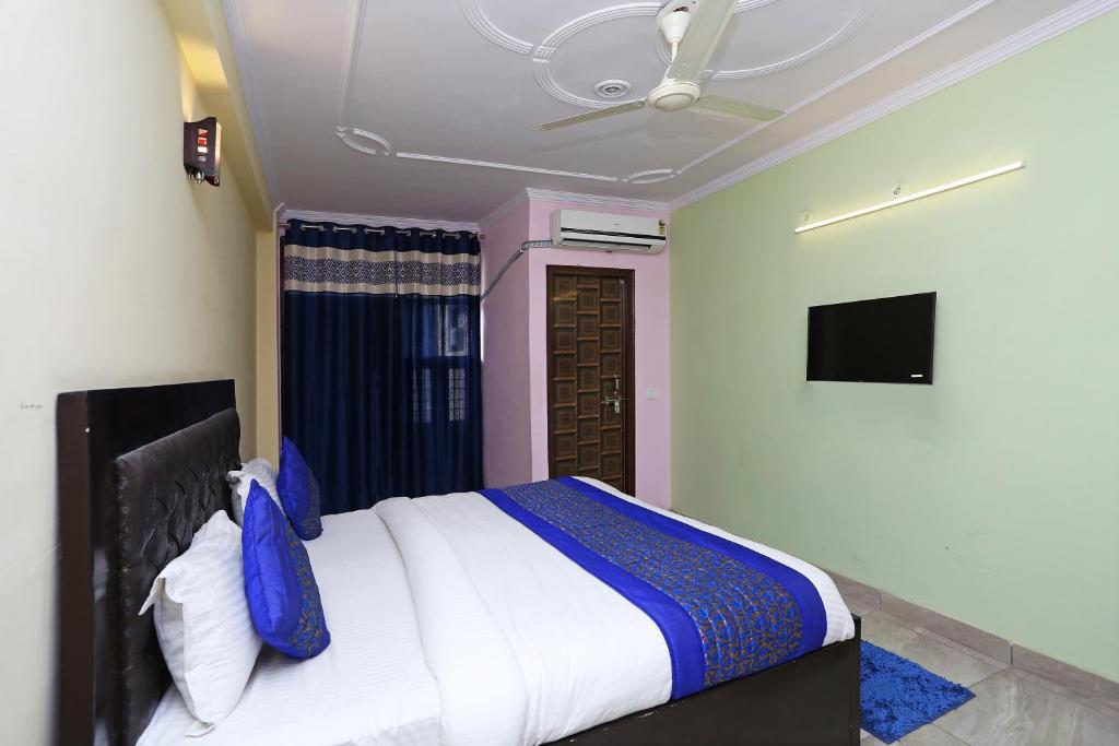 Трехместный (Классический трехместный номер), OYO 11504 N D Star Residency