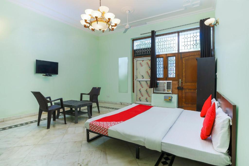 OYO 72287 Hotel Green View, Нью-Дели
