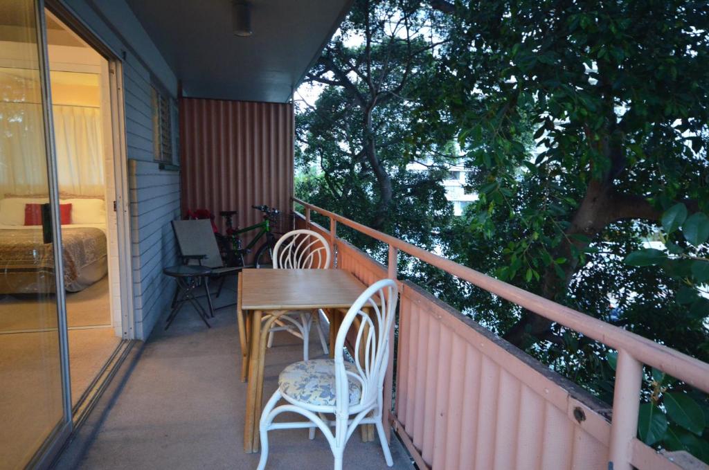 Апартаменты (Апартаменты), Hawaiian King 501 Studio, Pool and BBQ Grill, Sleeps 4