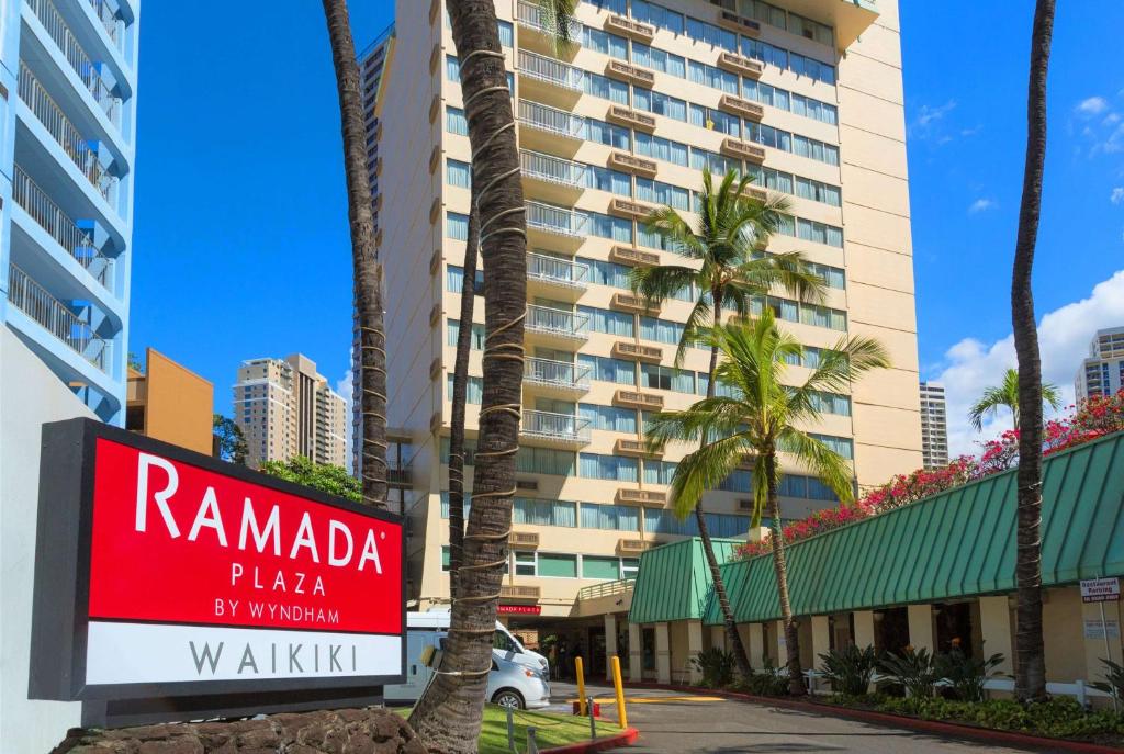 Ramada Plaza by Wyndham Waikiki, Гонолулу