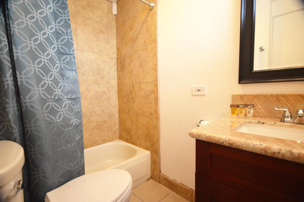 Апартаменты (Апартаменты), KV1201L Renovated 2463 Kuhio Ave Honolulu