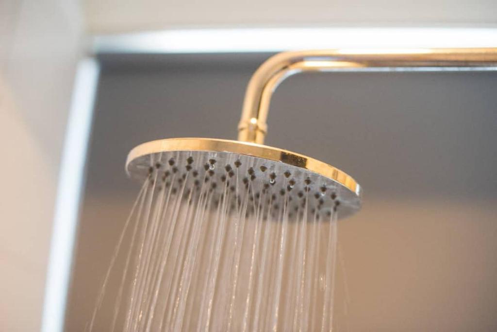 Двухместный (Улучшенный двухместный номер с 1 кроватью), OYO 148 I Hotel