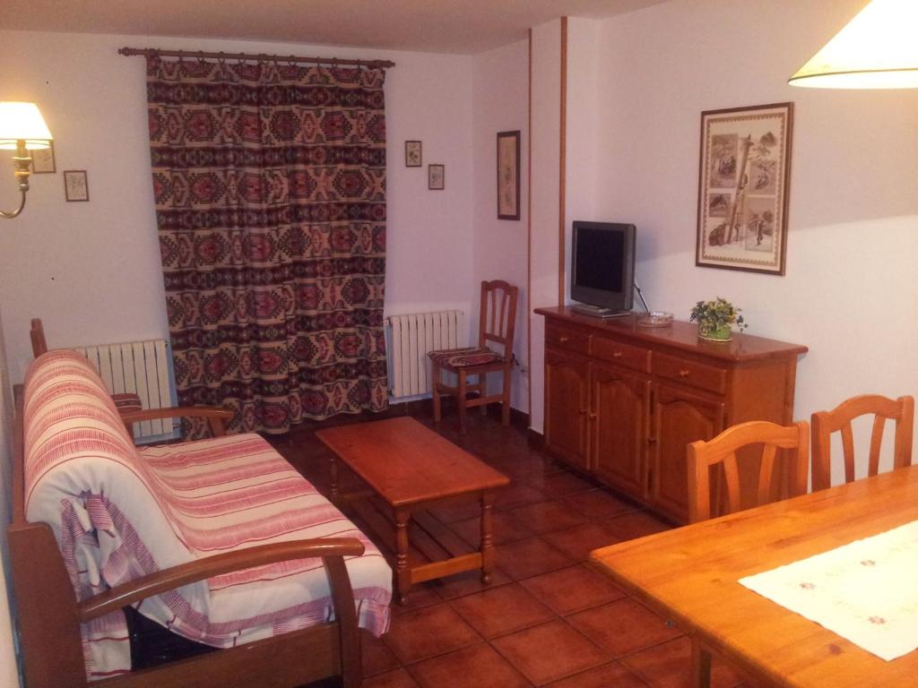 Апартаменты (Апартаменты с 2 спальнями), Apartamentos Petronilla