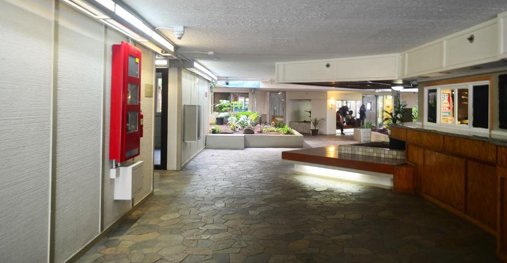 Апартаменты (Апартаменты), Kuhio Village 1208A Studio BIG Lanai & Waikiki Ocean View