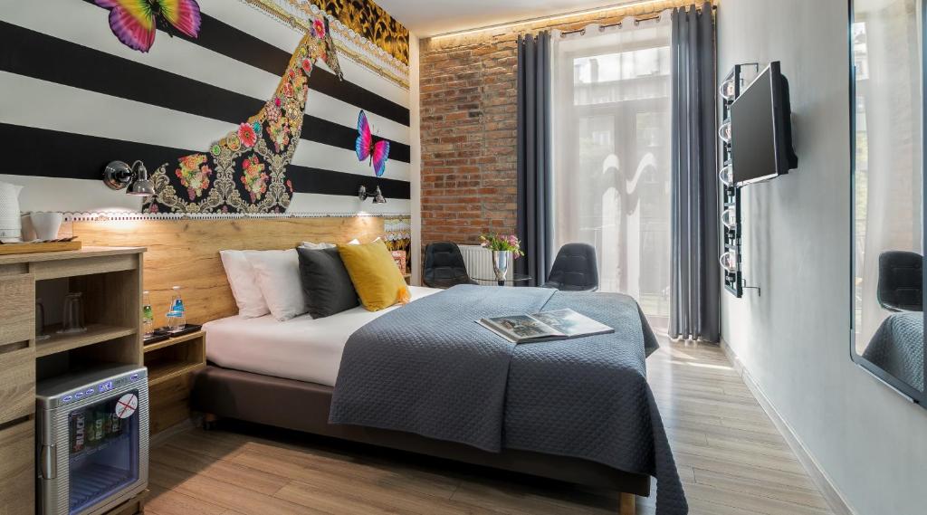 Двухместный (Двухместный номер Делюкс с 1 кроватью и балконом), Art & Garden Residence