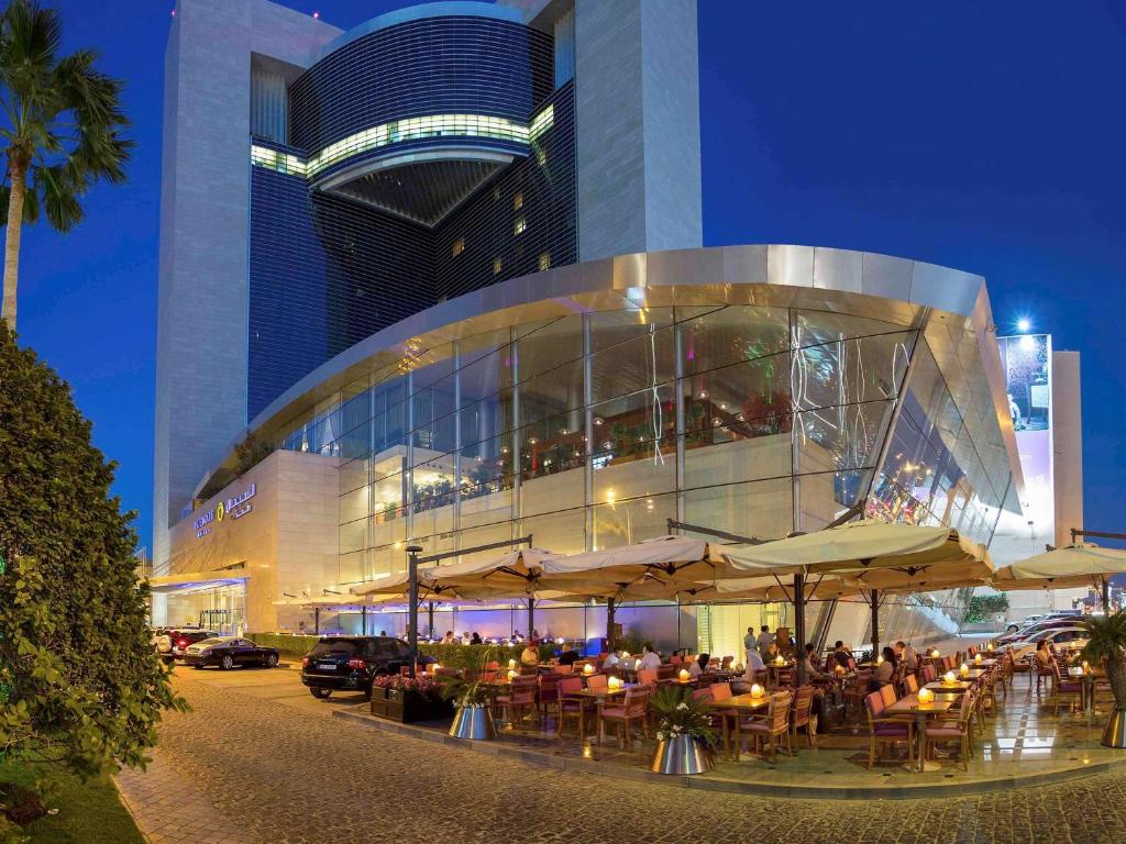 La Cigale Hotel, Доха