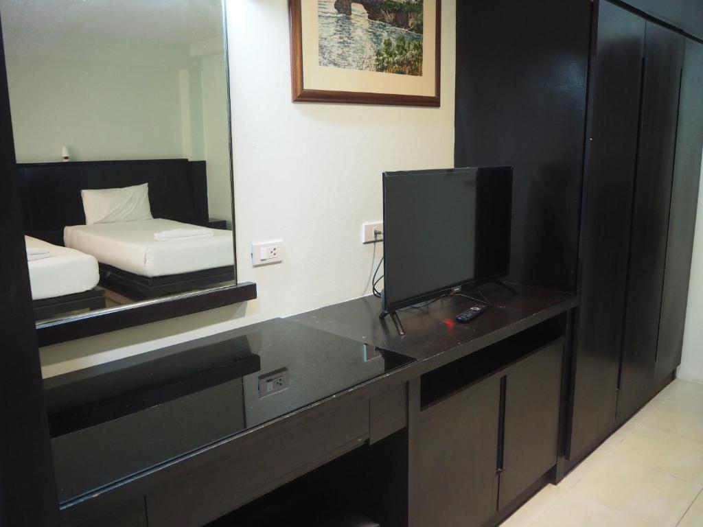 Двухместный (Стандартный двухместный номер с 2 отдельными кроватями), Orm Thong Apartment