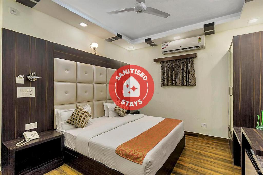OYO 9266 Hotel Kapoor Inn, Нью-Дели