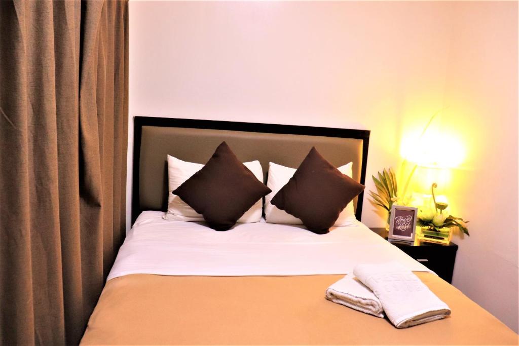 Сьюит (Полулюкс с 1 спальней), The Studio 18 Residences