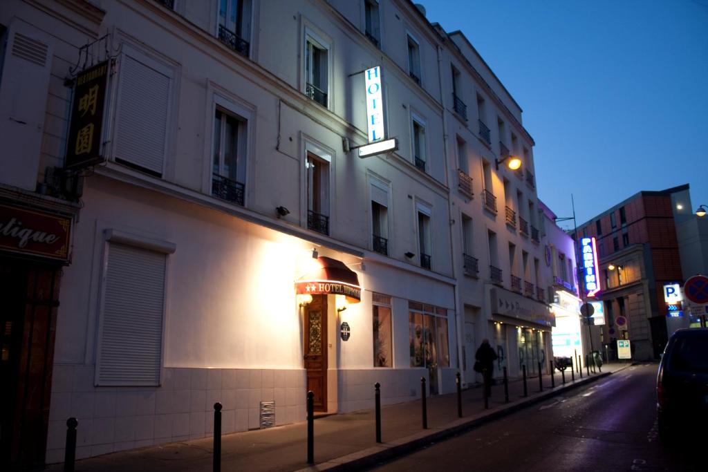 Hotel Hippodrome, Париж