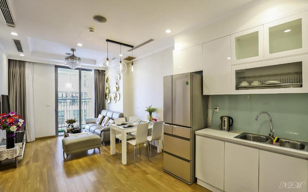 Happyhome Vinhomes Time City and Parkhill Premium, Ханой