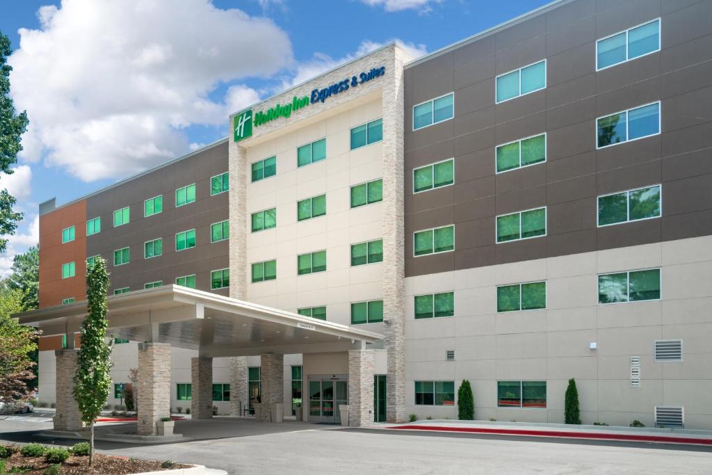 Holiday Inn Express & Suites Atlanta Airport NE - Hapeville, an IHG Hotel, Атланта