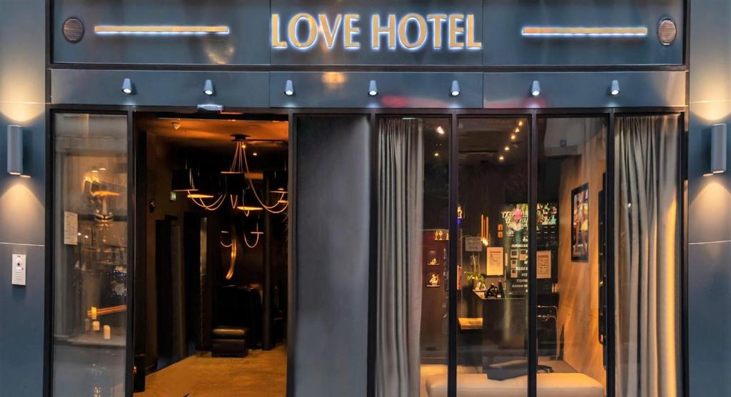 Love Hotel a Paris - Adults Only, Париж