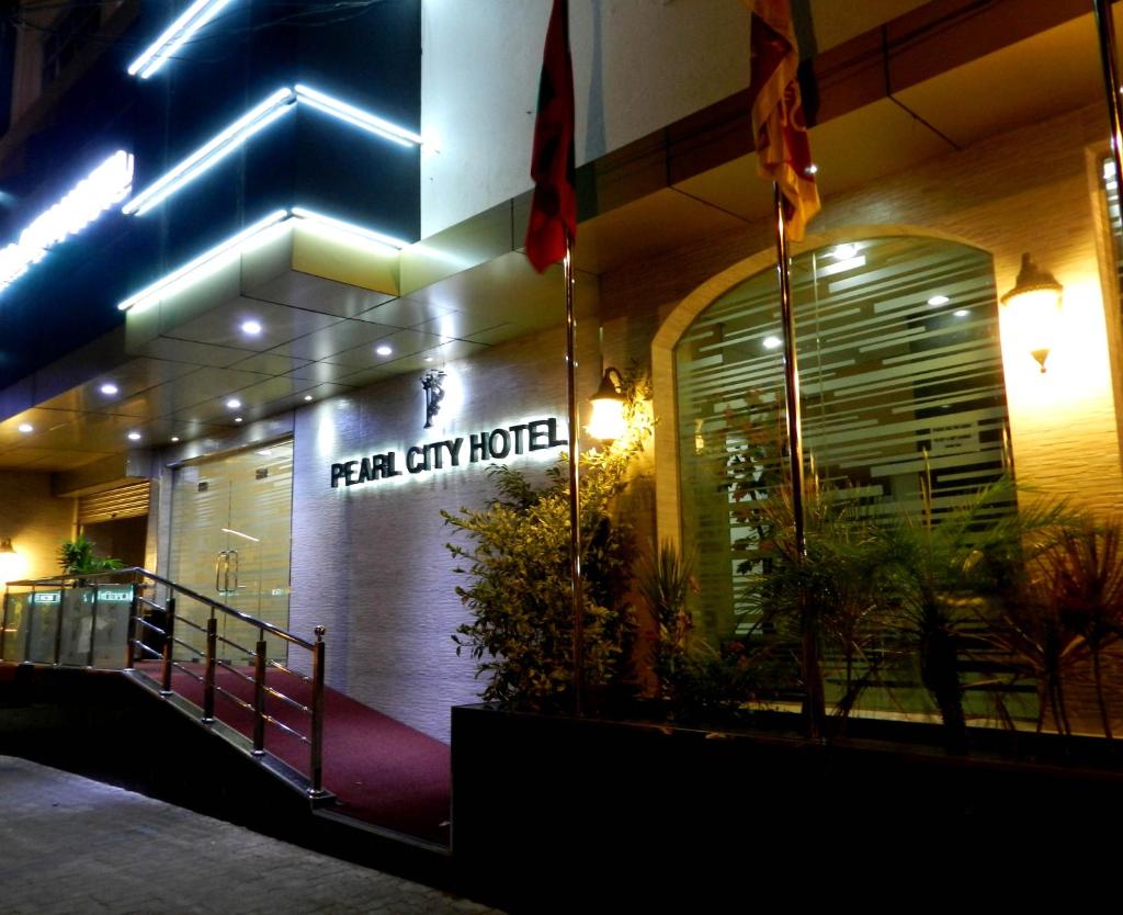 Pearl City Hotel, Коломбо