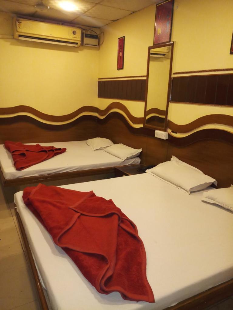 hotel diplomat inn, Нью-Дели