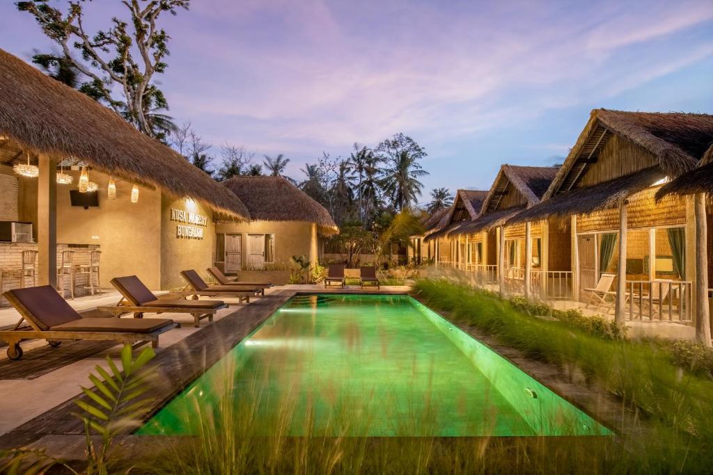 Nusa Majesty Bungalow, Нуса Пенида