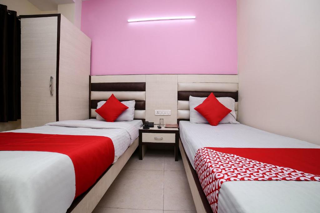 Трехместный (Классический трехместный номер), OYO 26940 Hotel Stay House