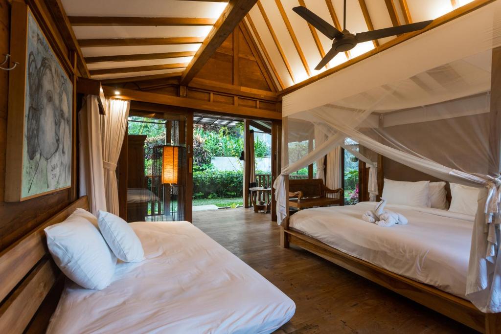 Вилла (Wooden One-Bedroom Suite with Garden View), De Ubud Villas & Spa