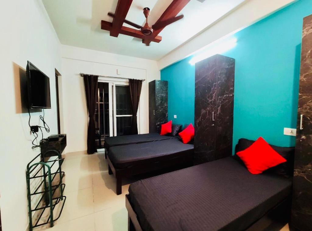 Трехместный (Представительский трехместный номер), DBROOKS EXECUTIVE STAYS