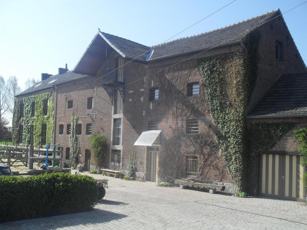 B&B Le Moulin de Fernelmont, Намюр
