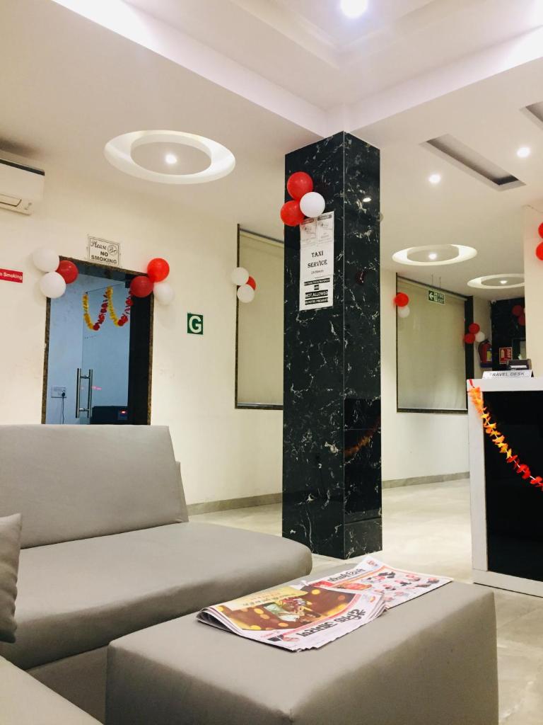 Двухместный (Номер Делюкс), Hotel Aerocity Golden At Delhi Airport