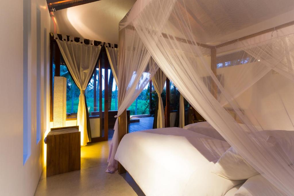 Вилла (Superior Two-Bedroom Villa with Private Pool and Free Benefit), De Ubud Villas & Spa