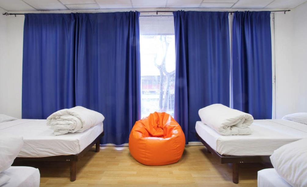 HB Hostel, Барселона